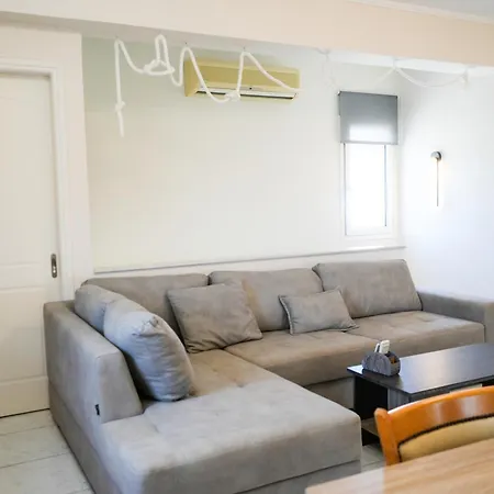 Relax House *