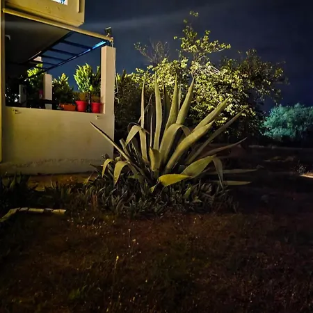 Relax House